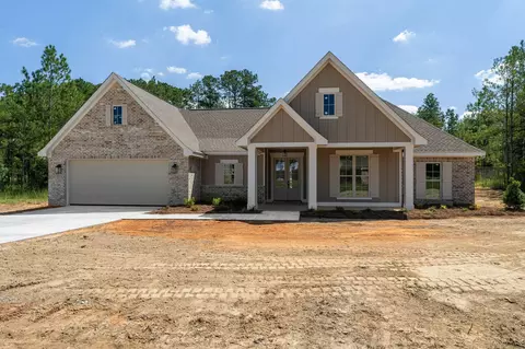 12 Redmont Dr, Sumrall, MS 39482