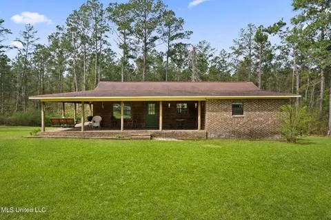 42 Tom Miller Rd, Leakesville, MS 39451