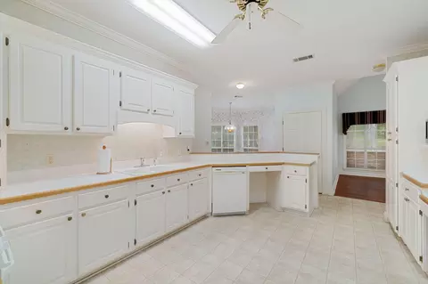 220 Center Ave, Sumrall, MS 39482 photo 17