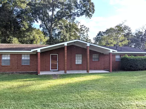 409 Mulberry St, Purvis, MS 39475