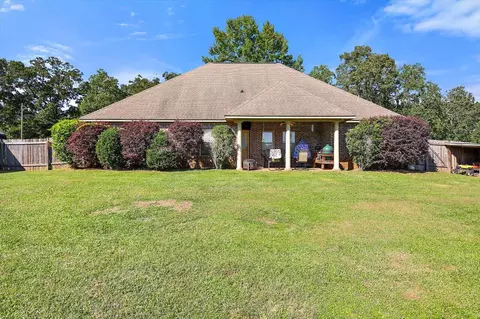 Exterior - 105 Madison Pl, Magee, MS 39111 photo 7 of 10