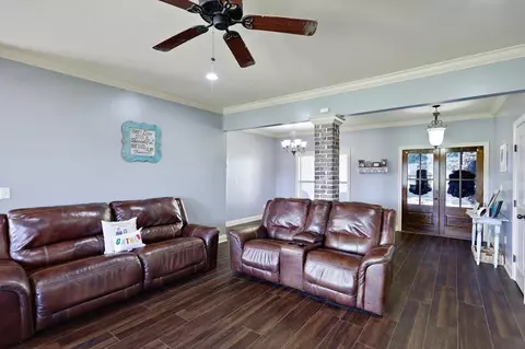 Entry Way - 105 Madison Pl, Magee, MS 39111 photo 2 of 3