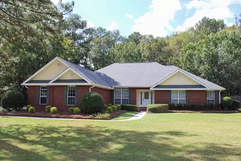 21 Holly Trl, Petal, MS 39465