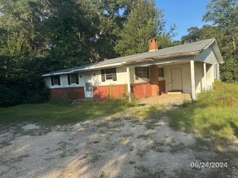 775 Buck Crk, Richton, MS 39476