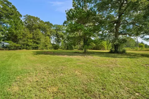 Exterior - 209 N Slade Rd, Sumrall, MS 39482 photo 20 of 24