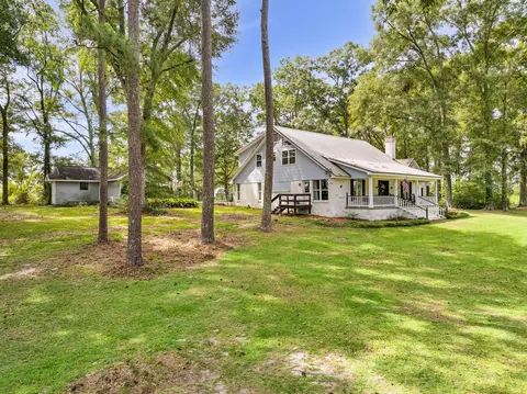 Exterior - 209 N Slade Rd, Sumrall, MS 39482 photo 4 of 24