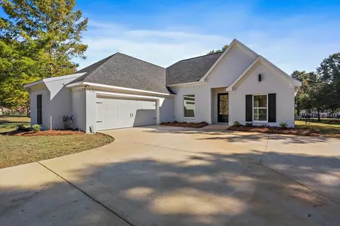 101 NW Cypress Cv, Magee, MS 39111 photo 3