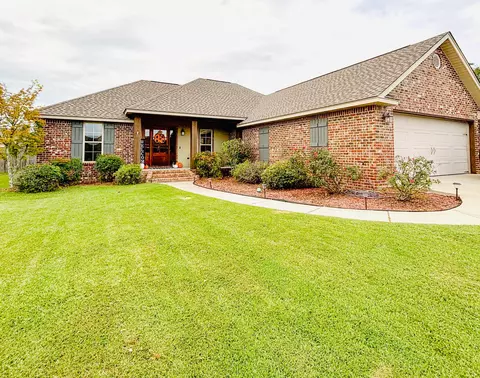 9 E Sycamore, Sumrall, MS 39482