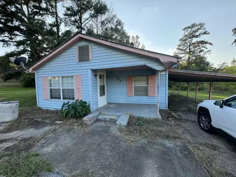 805 Magnolia St, Lumberton, MS 39455