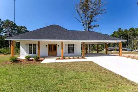 83 Warren Lott Rd, Sumrall, MS 39482