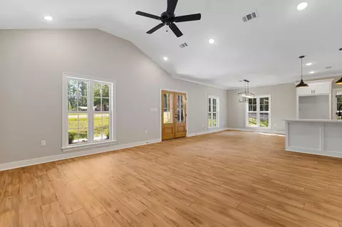 79 Warren Lott Rd, Sumrall, MS 39482 photo 9