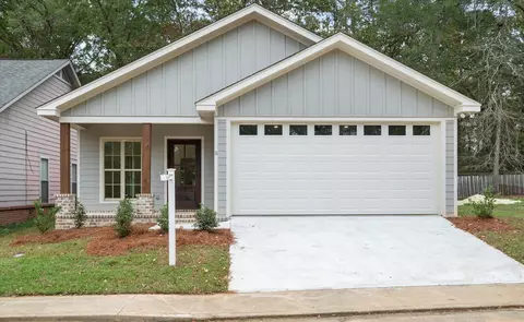 11 Gunnison, Hattiesburg, MS 39401