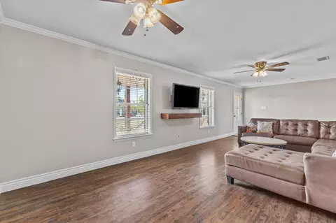 Living - 709 E Central Ave, Petal, MS 39465 photo 1 of 4