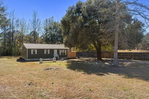 715 Nobles Rd, Sumrall, MS 39482 photo 2