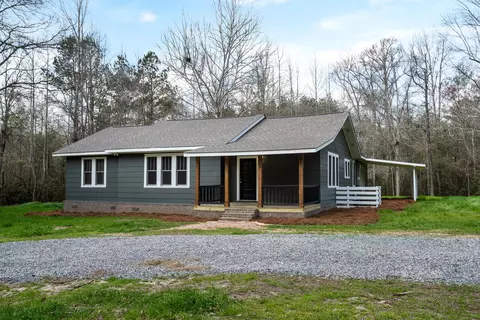 60 Madden Ln, Sumrall, MS 39482