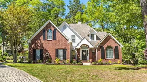 11 Pebble Creek Point Pt, Hattiesburg, MS 39402