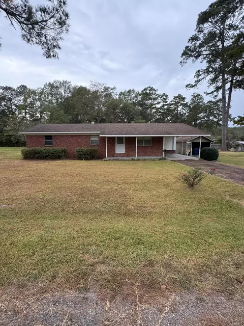 807 Northwood Dr, Heidelberg, MS 39439