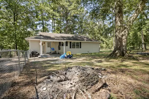 Exterior - 21 Rouse Rd, Lumberton, MS 39455 photo 3 of 7