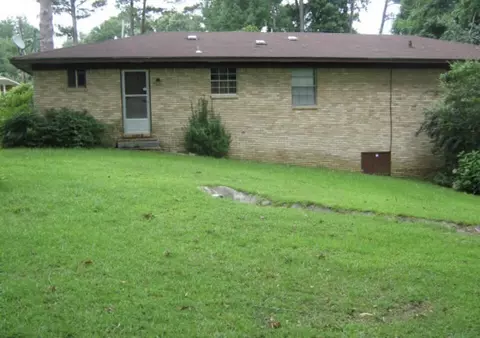 1323 Highland Dr, Waynesboro, MS 39367