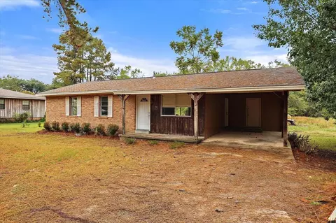 119 Ellis Ave, Mendenhall, MS 39114