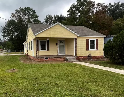 423 Kimball Ave, Hattiesburg, MS 39401