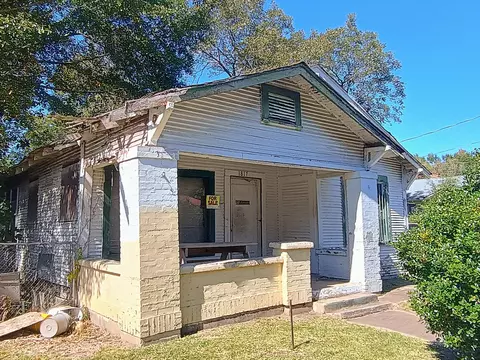 1817 16th Ave, Meridian, MS 39301