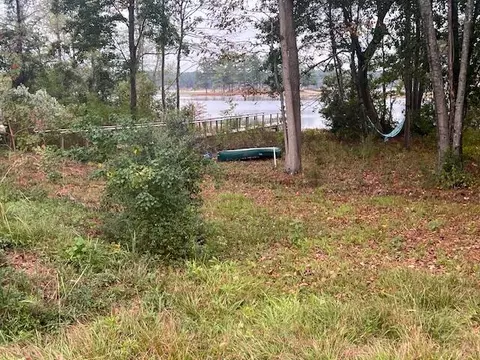 16 Treasure Pt, Hattiesburg, MS 39402