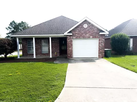 4 Oxford Dr, Hattiesburg, MS 39402