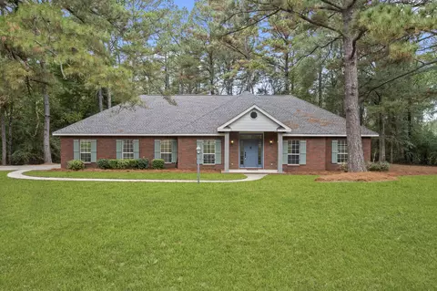 3 Grand Blvd, Hattiesburg, MS 39402