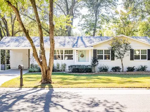 2808 Prince George Rd, Hattiesburg, MS 39402