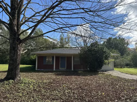 3627-3631 Sharon Rd, Laurel, MS 39443