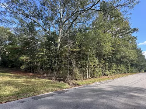 00 Graham Dr, Laurel, MS 39443