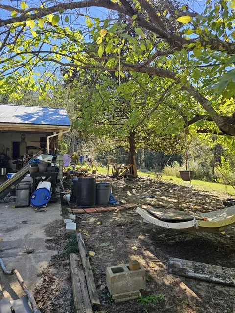 Exterior - 134 B Lowe Ln, Lumberton, MS 39455 photo 6 of 8