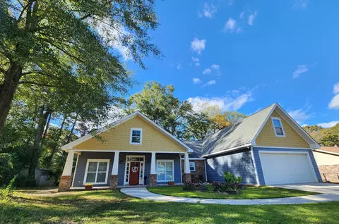109 Briarcliff Dr, Hattiesburg, MS 39402