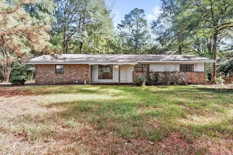 1410 N N Park, Columbia, MS 39429