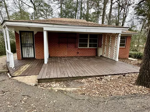 Exterior - 611 Garden Dr, Laurel, MS 39440 photo 21 of 22