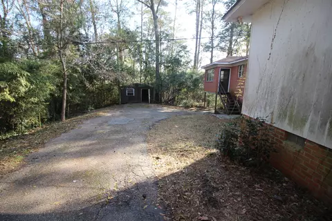 Exterior - 611 Garden Dr, Laurel, MS 39440 photo 16 of 22