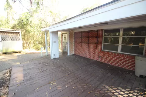 Exterior - 611 Garden Dr, Laurel, MS 39440 photo 22 of 22
