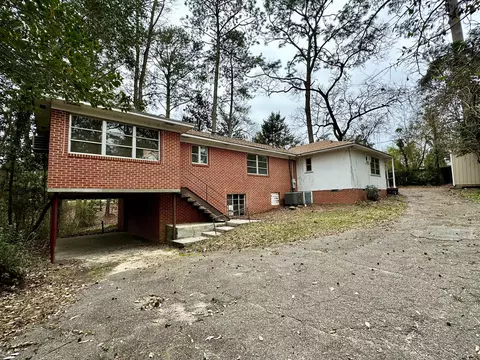 Exterior - 611 Garden Dr, Laurel, MS 39440 photo 19 of 22