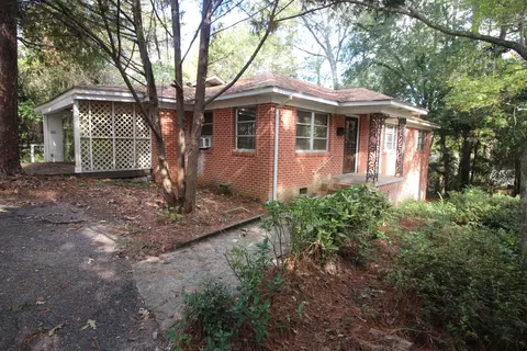 Exterior - 611 Garden Dr, Laurel, MS 39440 photo 5 of 22