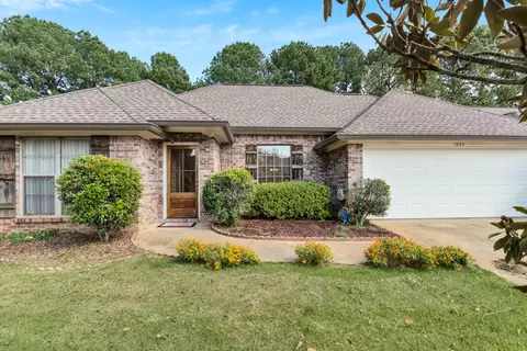 1035 Bowsprit Ln, Brandon, MS 39047