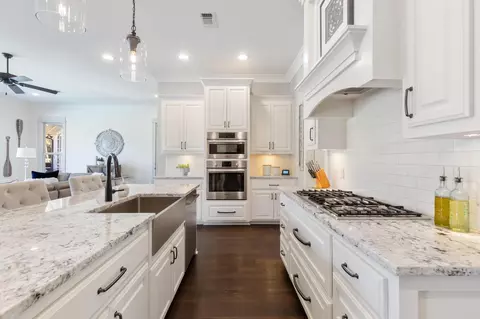 Kitchen - 865 Oloh Rd, Sumrall, MS 39482 photo 3 of 6