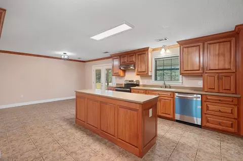 Kitchen - 115 Bates Ave, Purvis, MS 39475 photo 3 of 6