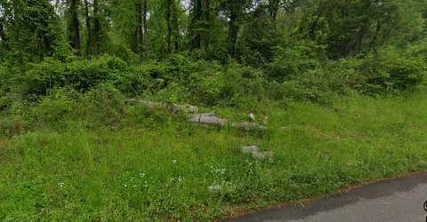 000 Lavelle Powers Dr, Sumrall, MS 39482
