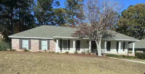 49 St Andrews, Hattiesburg, MS 39401