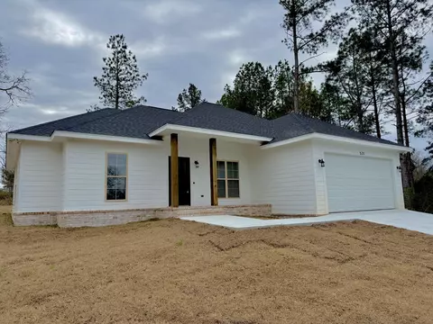 521 James St, Petal, MS 39465