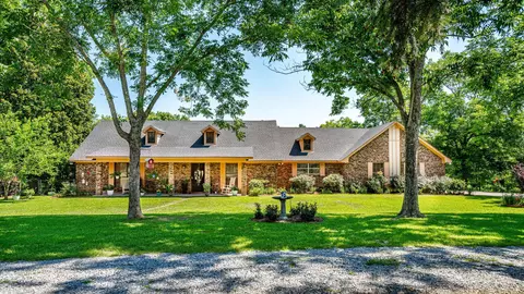 372 Ms-42, Sumrall, MS 39482