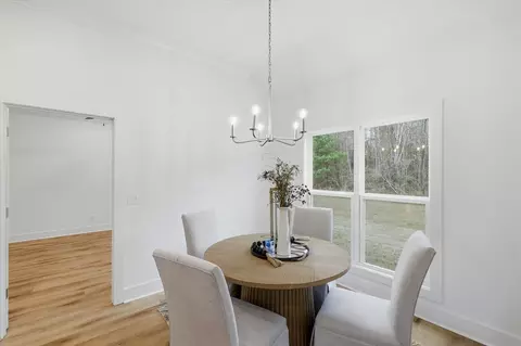 Dining - 213 Dolly Ln, Magee, MS 39111 photo 1 of 2