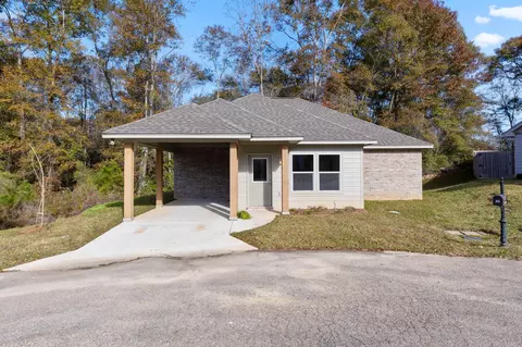 31 Sienna Ln, Sumrall, MS 39482
