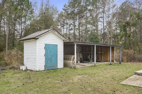Exterior - 27 Walnut Dr, Petal, MS 39465 photo 4 of 10